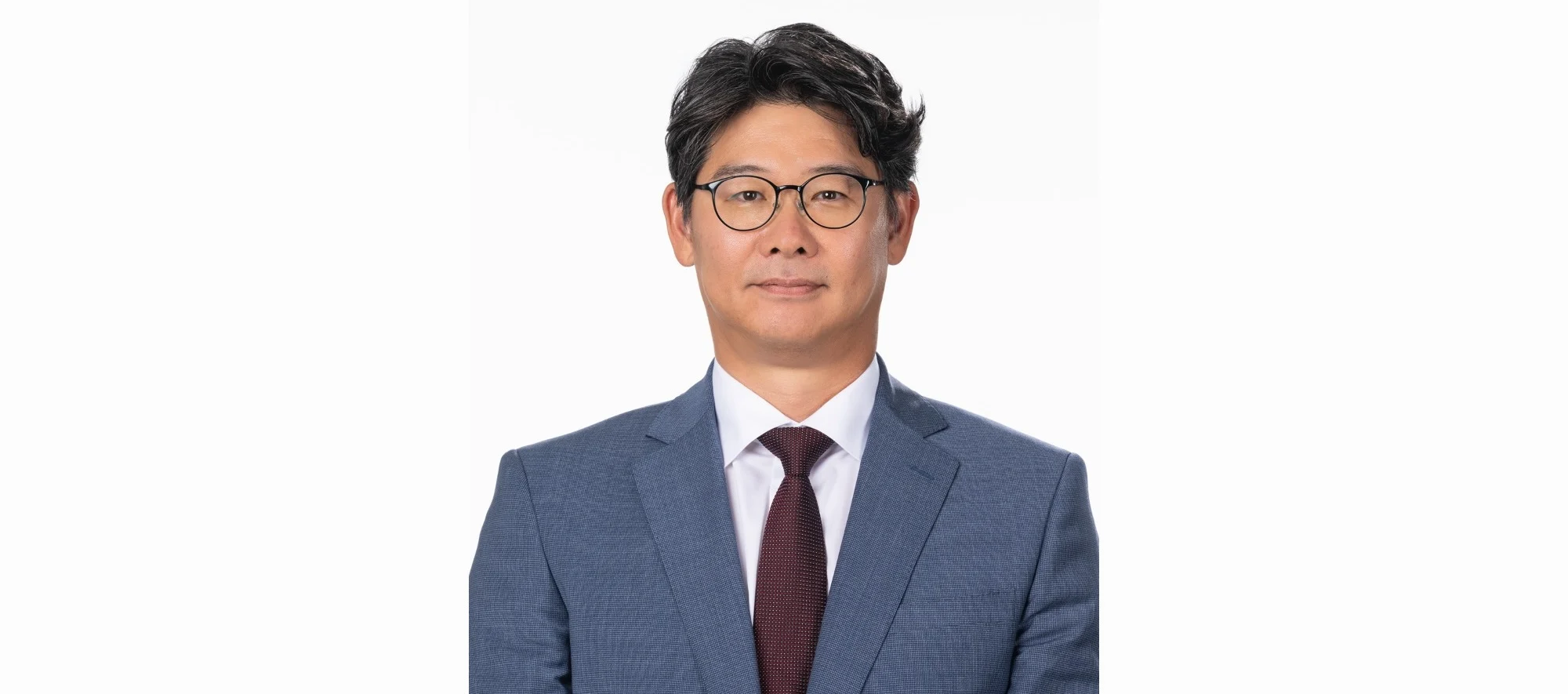 Yong Chae Rhee Headshot